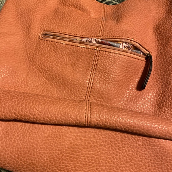 Purse - Picture 3 of 4